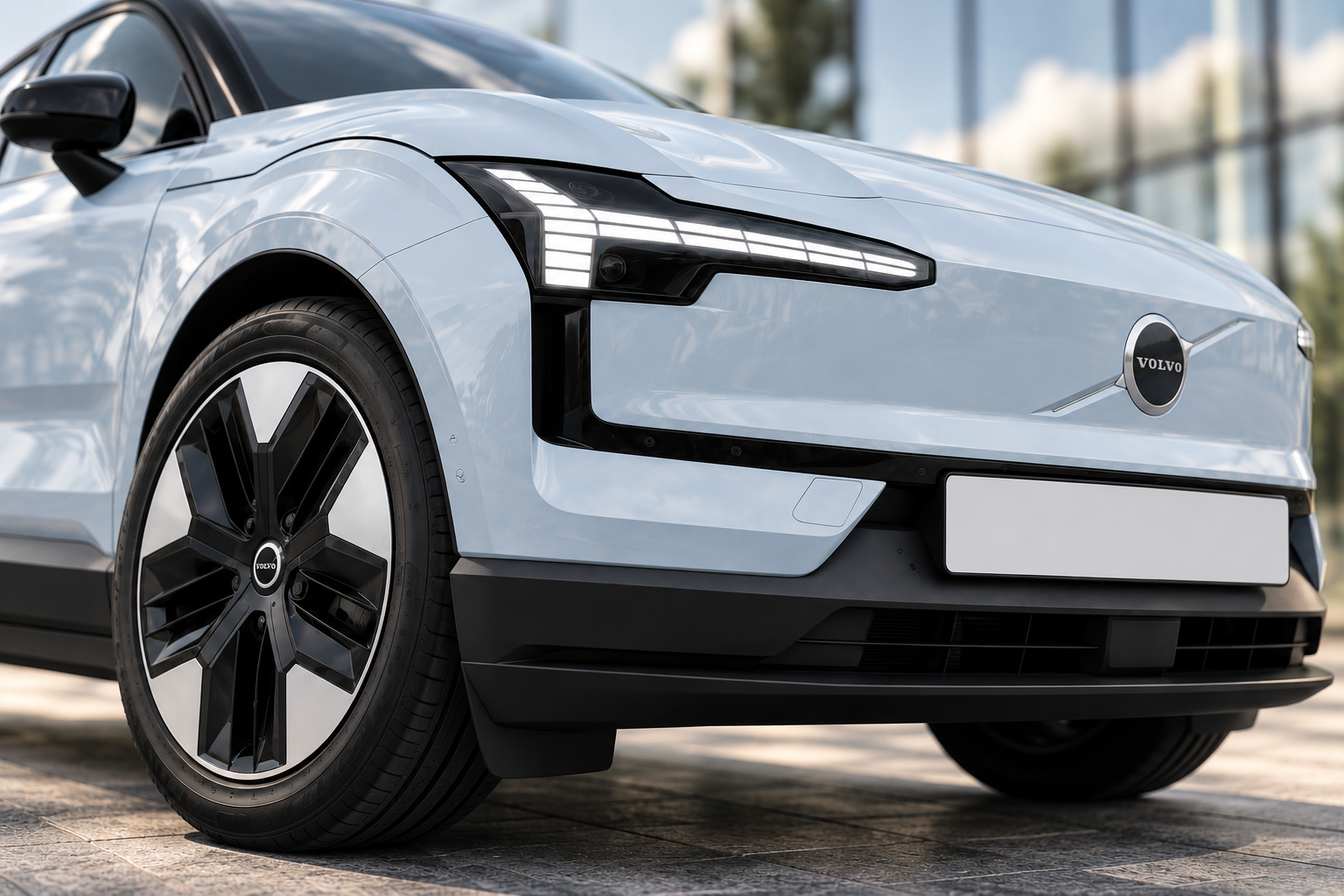 EX30 Review: Range, Interior and Everyday Practicality