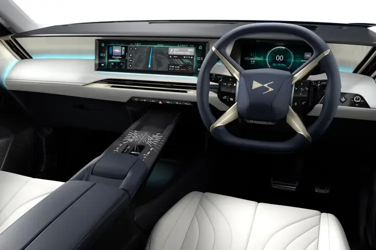  Interior