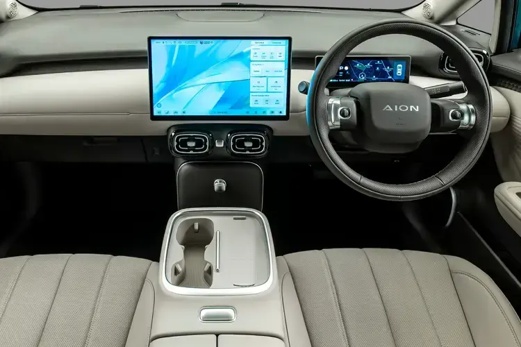  Interior
