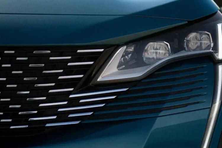 Peugeot 5008 Diesel Estate 1.5 BlueHDi Allure Premium+ 5dr EAT8 image 4
