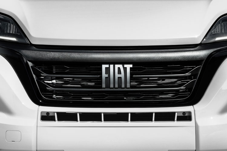 Fiat E-ducato 35 Mwb 90kw 79kwh H2 Van Auto image 8