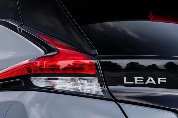 Nissan Leaf Electric Hatchback 110kW Acenta 39kWh 5dr Auto [Tech Pack] image 4
