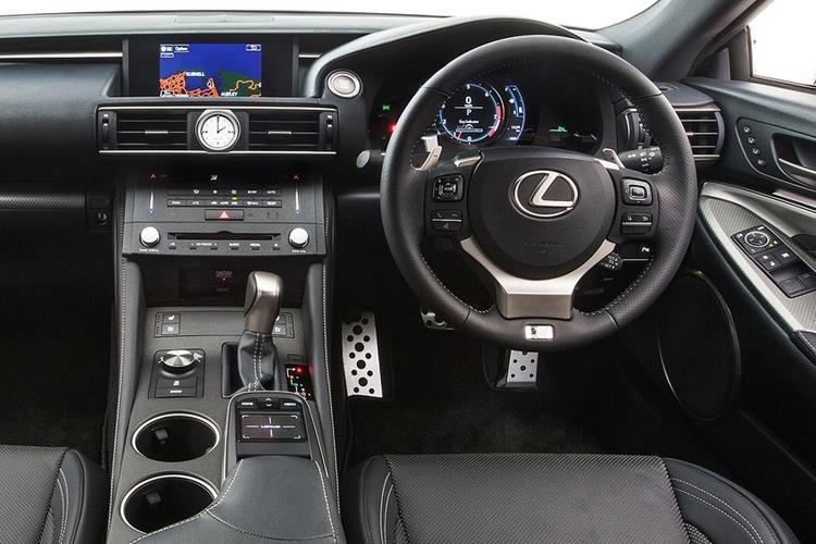 Lexus Rc F Coupe 5.0 2dr Auto image 6