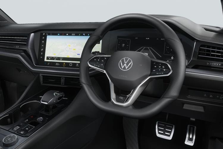 Volkswagen Touareg Diesel Estate 3.0 V6 TDI 4Motion Black Edition 5dr Tip Auto image 3